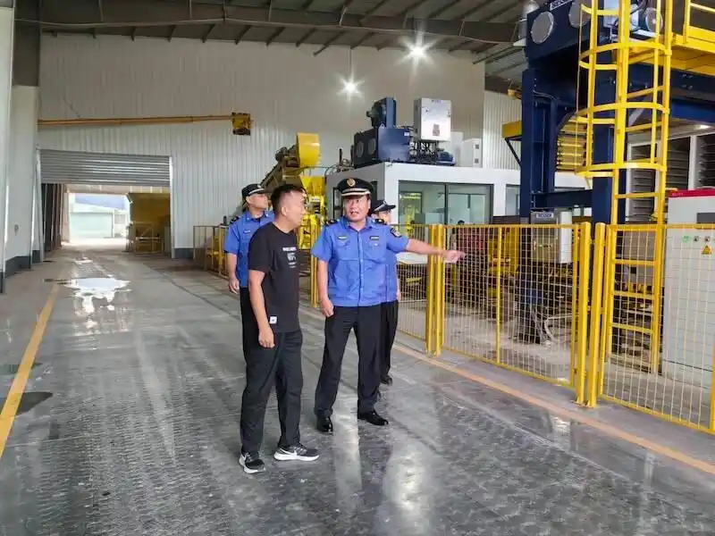 �����������У���ȼ�Ƽ��ǻ����棬���ܽ�����������